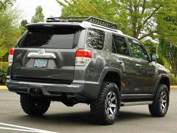 2013 Toyota 4Runner SR5 / 4X4 / LEATHER / SUNROOF / 1-OWNER / LIFTED... for sale in Portland, OR – photo 7