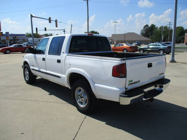 2001 Chevy S-10 Crew Cab 4x4 for sale in Shelbyville, IL – photo 6