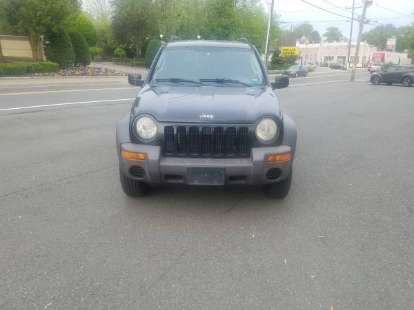 2004 Jeep Liberty 4X4 Automatic Great SUV! - - by for sale in Paterson, NY – photo 3