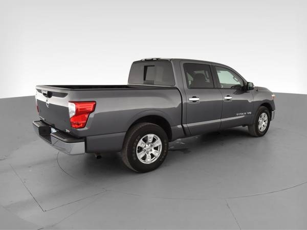 2019 Nissan Titan Crew Cab SV Pickup 4D 5 1/2 ft pickup Gray -... for sale in Bakersfield, CA – photo 11