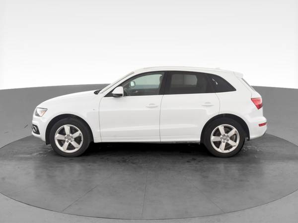 2012 Audi Q5 3.2 Quattro Premium Plus Sport Utility 4D suv White - -... for sale in Albuquerque, NM – photo 5