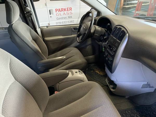 2006 Chrysler Town & Country As-Is Parts for sale in Westminster, MA – photo 5