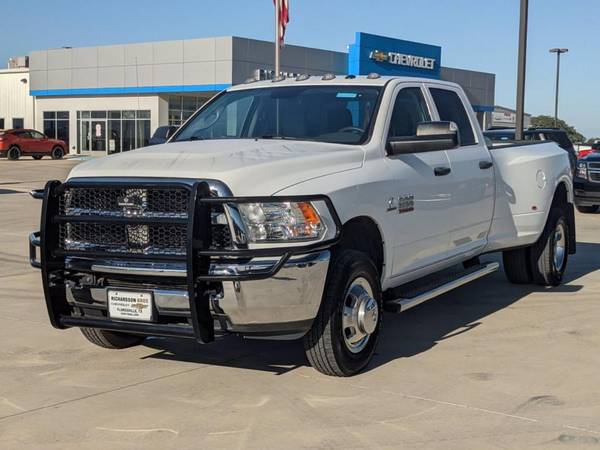 2018 Ram 3500 Tradesman - - by dealer - vehicle for sale in North Floresville, TX – photo 8